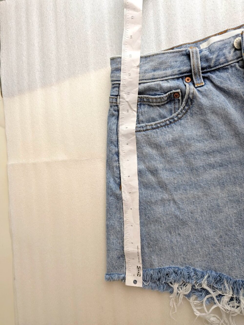 Aritzia Denim Forum The Ex-Boyfriend High Rise Denim Shorts Size 25 - Picture 8 of 8